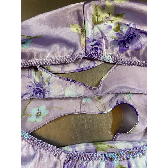 CALIFORNIA MISS Lilac Floral SATIN PJ SET LARGE - Picture 9 of 9